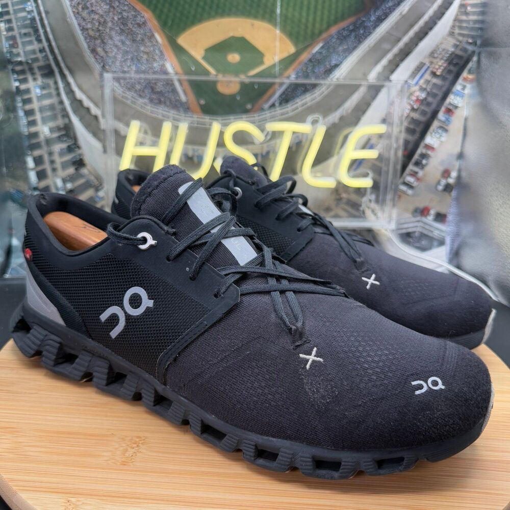 ON Brand Cloud X 3 All Black/Grey Men’s Running Shoes Size 10.5